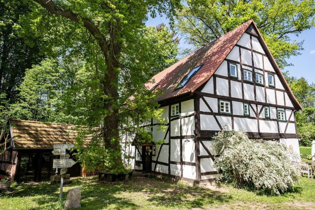 Wassermuehle Triglitz - Alleinlage Fuer Retreats, Workshops, Family & Friends Exterior photo